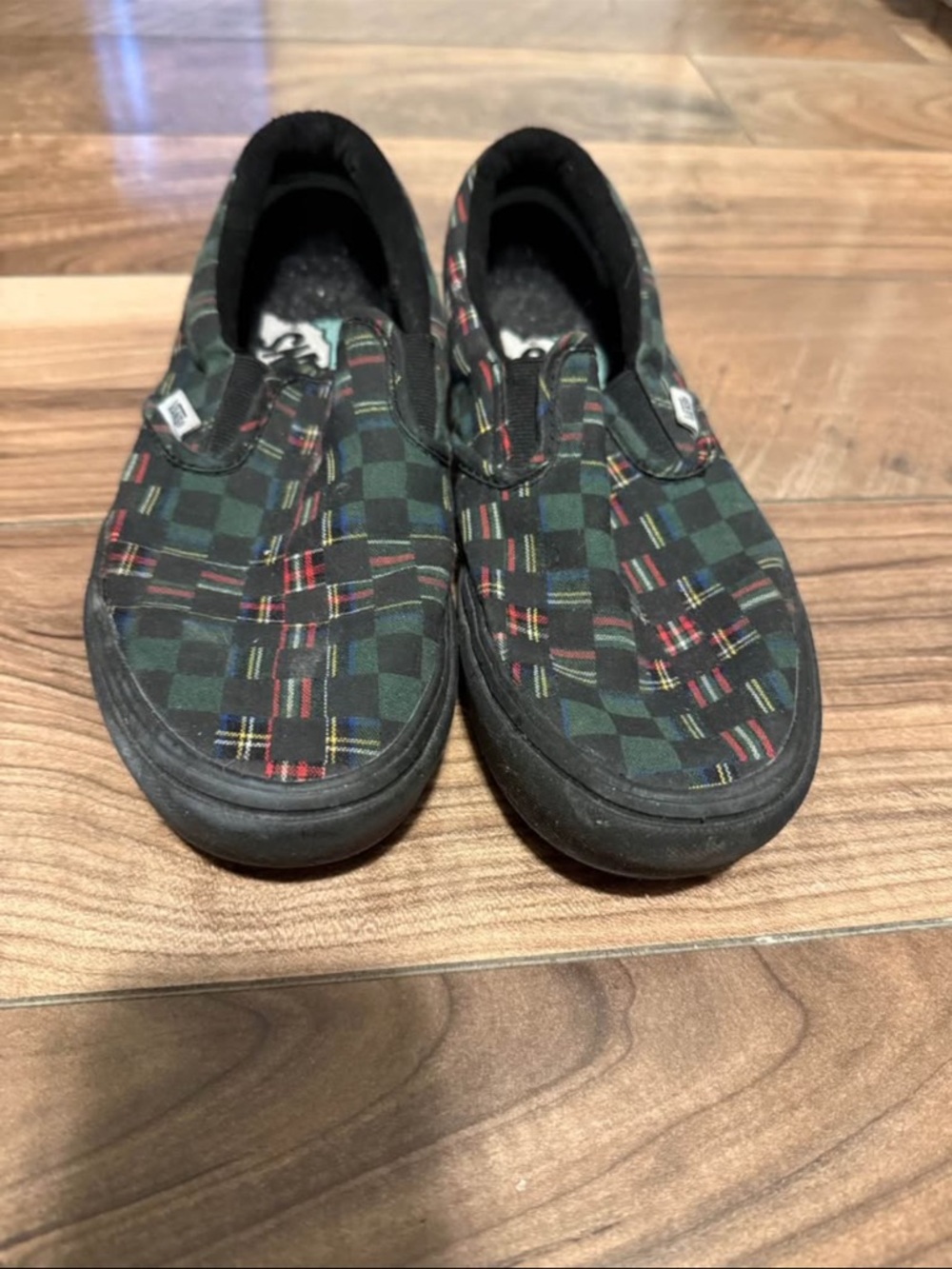 Vans slip on checkered women’s size 8- Green/Black